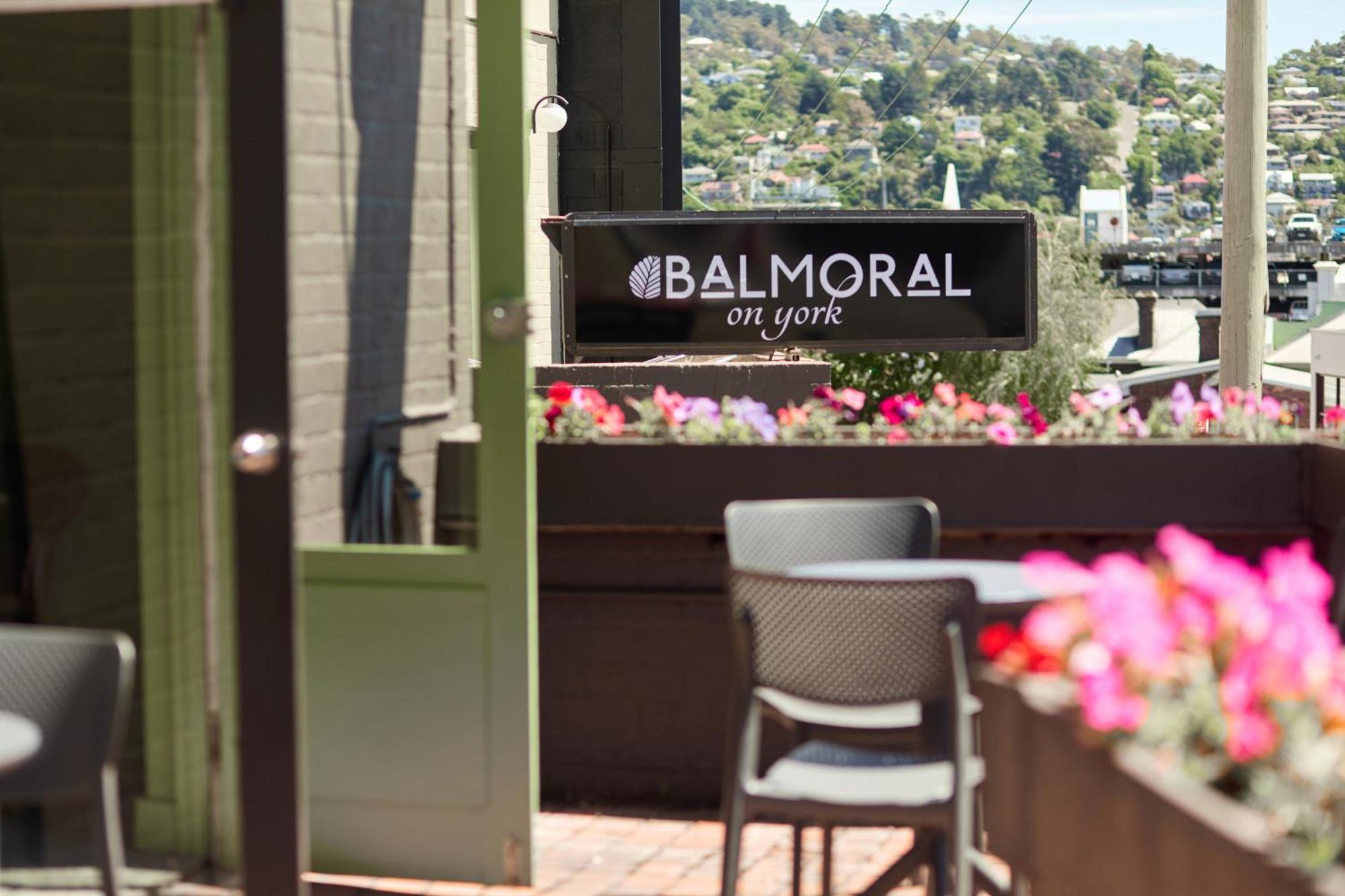 Hotel Balmoral On York Launceston Esterno foto